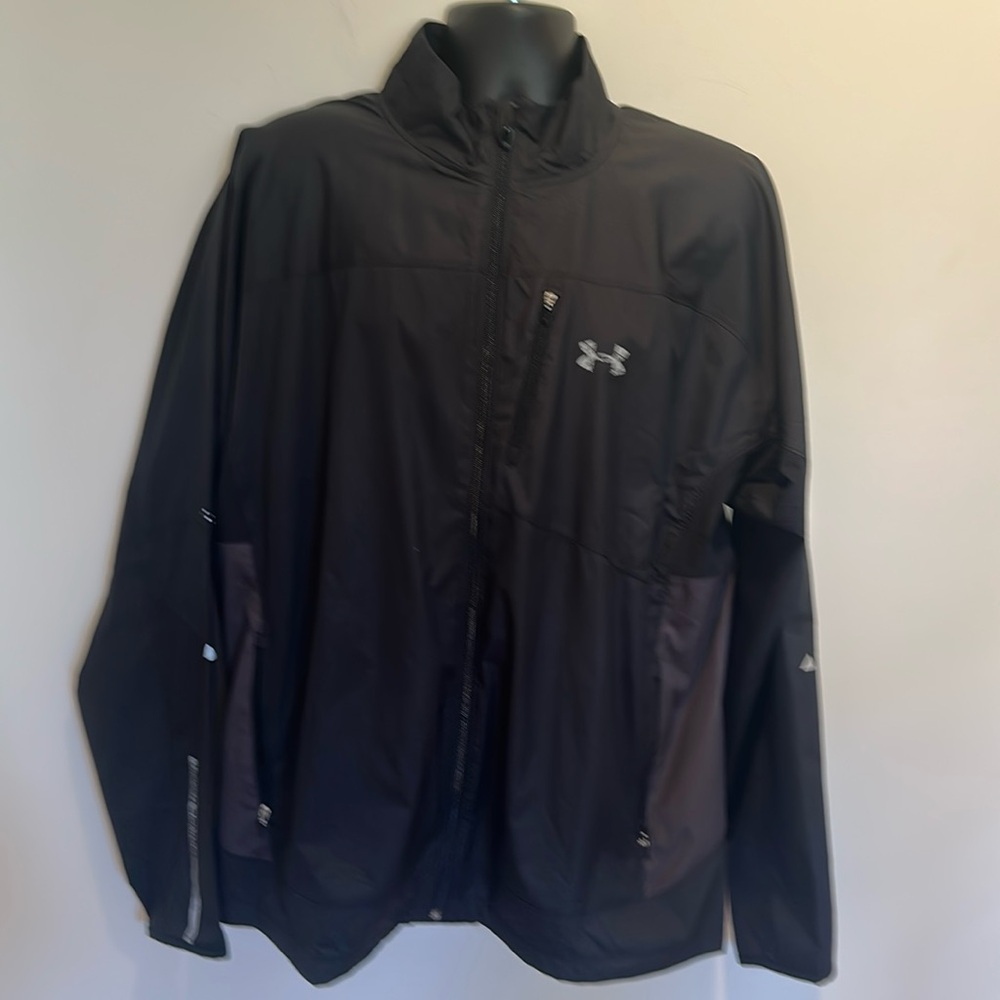 NWOT UNDER ARMOUR Light Weight Zip Up Jacket. Size 2XL